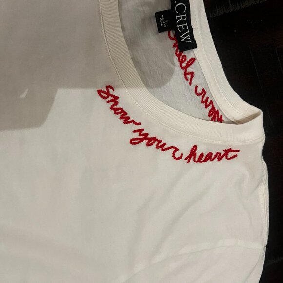 J crew Heart graphic relaxed T-shirt show your heart on your sleeve - Picture 7 of 8